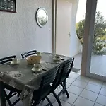 Port Camargue, T2 Climatise, Terrasse, Parking, Animaux Admis - Fr-1-250-219 * Le Grau-du-Roi