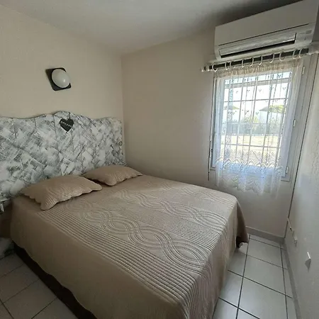 Port Camargue, T2 Climatise, Terrasse, Parking, Animaux Admis - Fr-1-250-219 لو غراو دو روا
